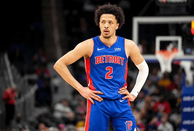 包含窗口期体能课后，奥兰多魔术造点机会备战NBA季后赛，压力陡增，高层口径保持一致的词条