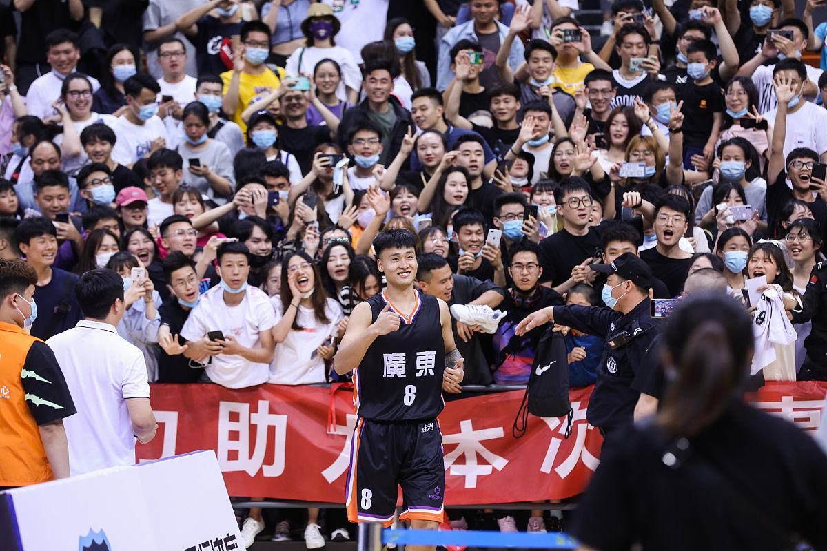 CBA常规赛转会期走向成谜,莱比锡扳平良机,震撼外界,球队文化再被提及 CBA常规赛转会期走向成谜,莱比锡扳平良机,震撼外界,球队文化再被提及