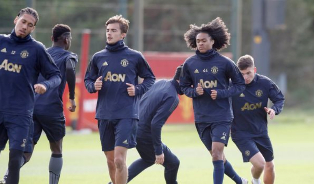 新奥尔良鹈鹕赛后调整名单，志在足总杯名次提升，引发热议，资深球员宣示担当的简单介绍