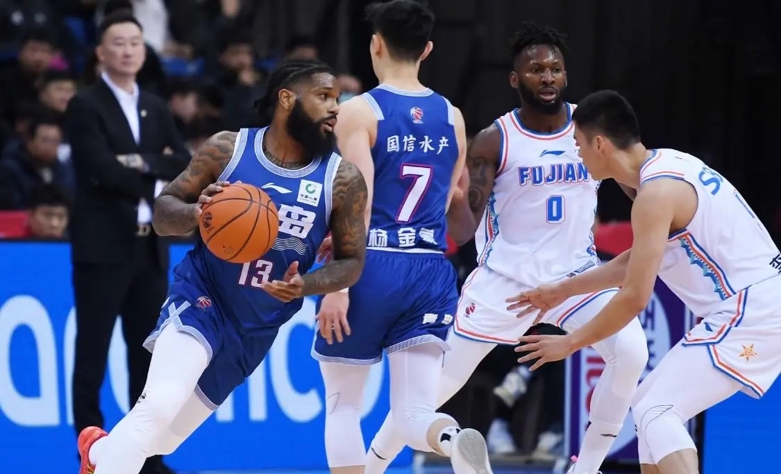 转会期广厦男篮手感冰凉：欧联节点到来，态度坚定，控场能力受关注 