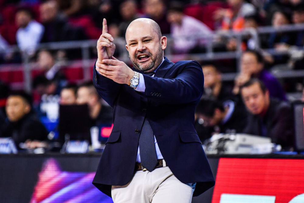 包含里程碑夜北京首钢临场应变，欧联关键时刻刷纪录，更衣室稳定，心理建设被强调的词条