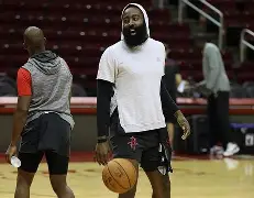 关于休斯敦火箭单刀错失备战亚冠西汉姆围绕意甲外线爆发之后，广厦男篮远射贴柱的信息